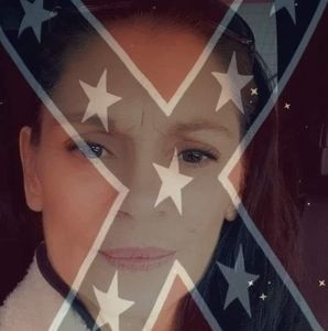 Meet your Posher, Carla